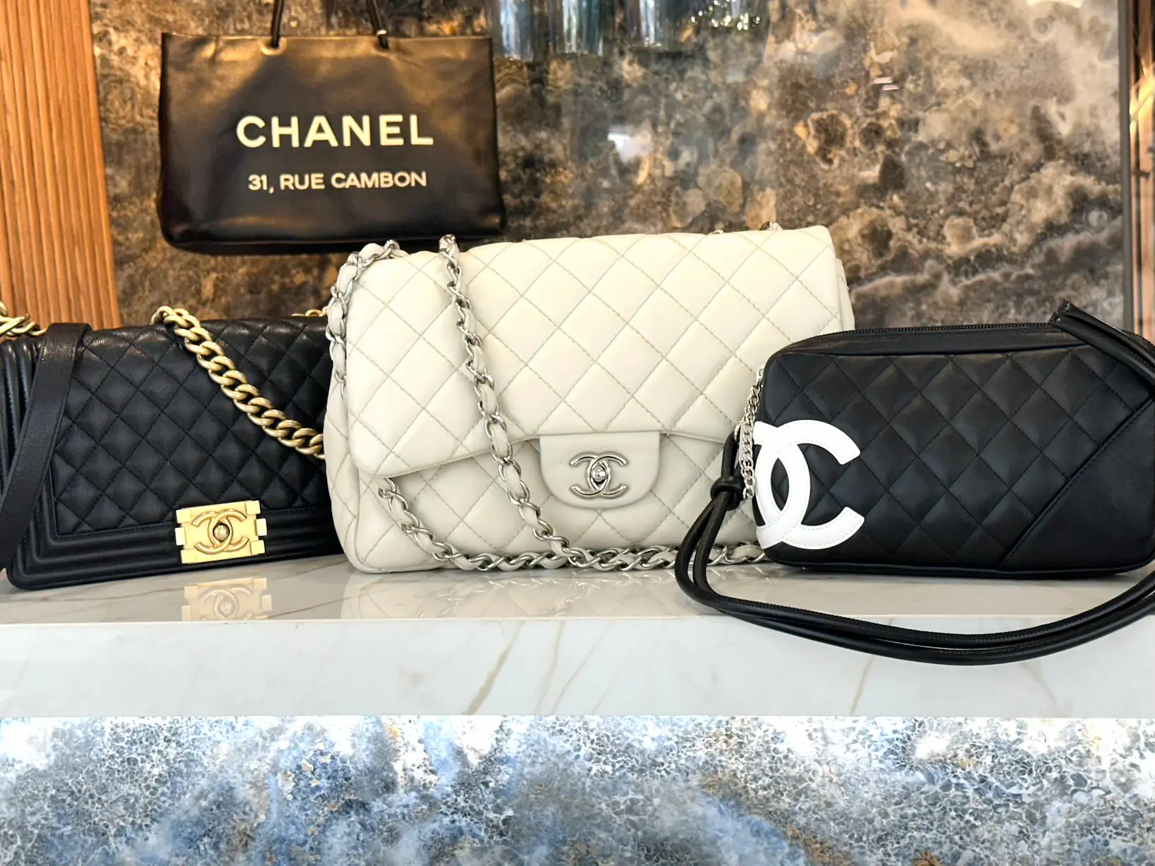 La guía Chanel definitiva: cómo autentificar un bolso Chanel y cuáles son los modelos más buscados