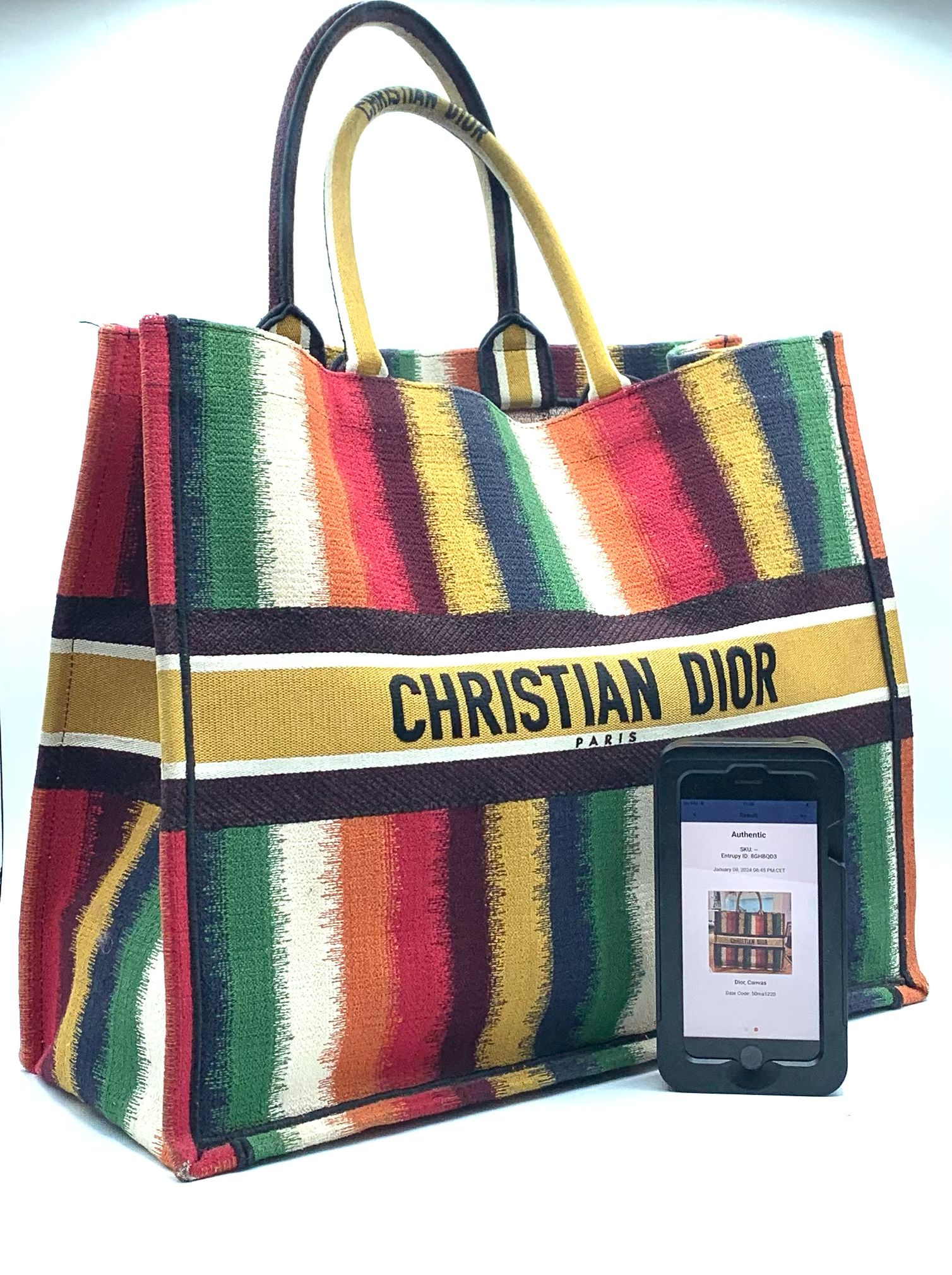 tote book